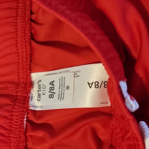 Carters boys 8 mesh shorts. Just above the knees. Elastic & tie waist. - Picture 3 of 5